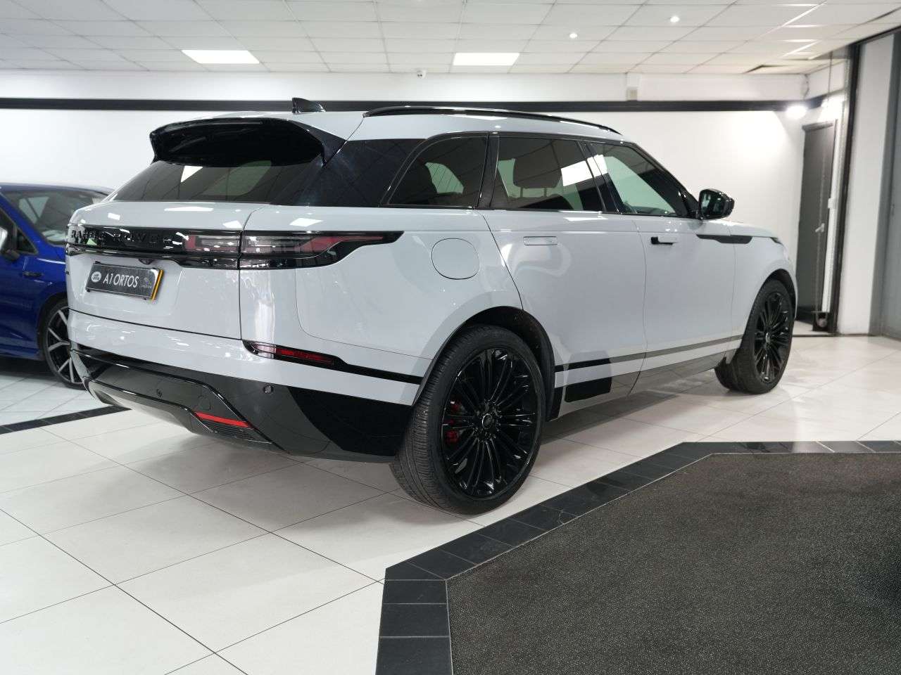 2023 LAND ROVER RANGE ROVER VELAR 2023 LAND ROVER RANGE ROVER VELAR
