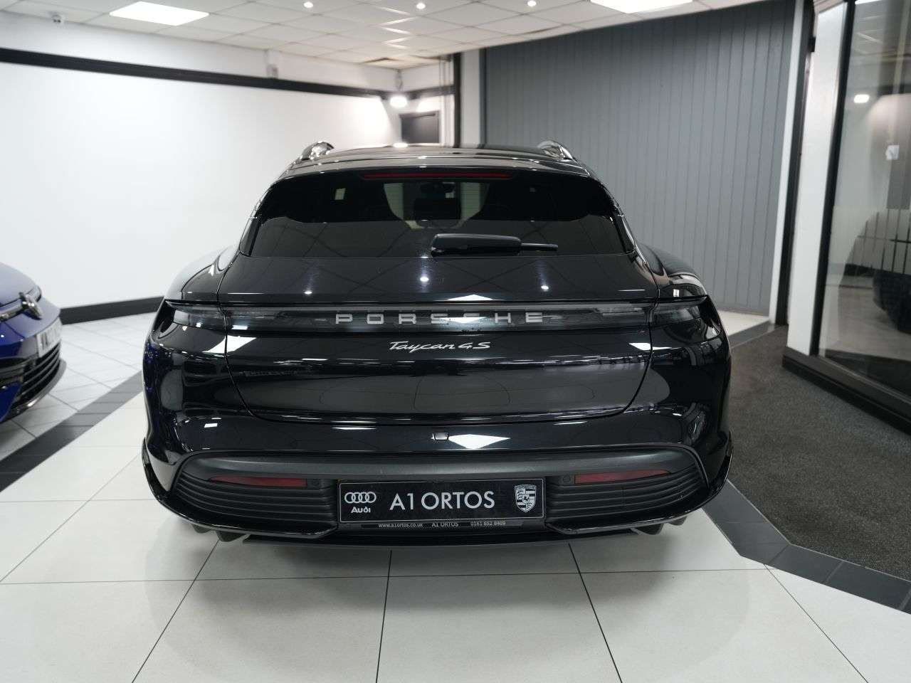 2023 PORSCHE TAYCAN 2023 PORSCHE TAYCAN
