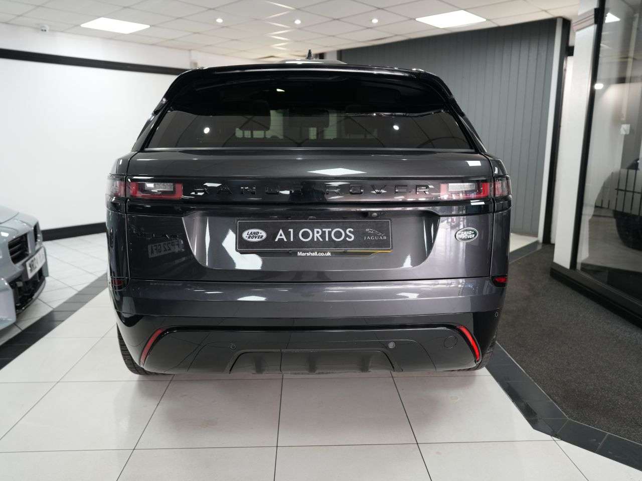 2023 LAND ROVER RANGE ROVER VELAR 2023 LAND ROVER RANGE ROVER VELAR