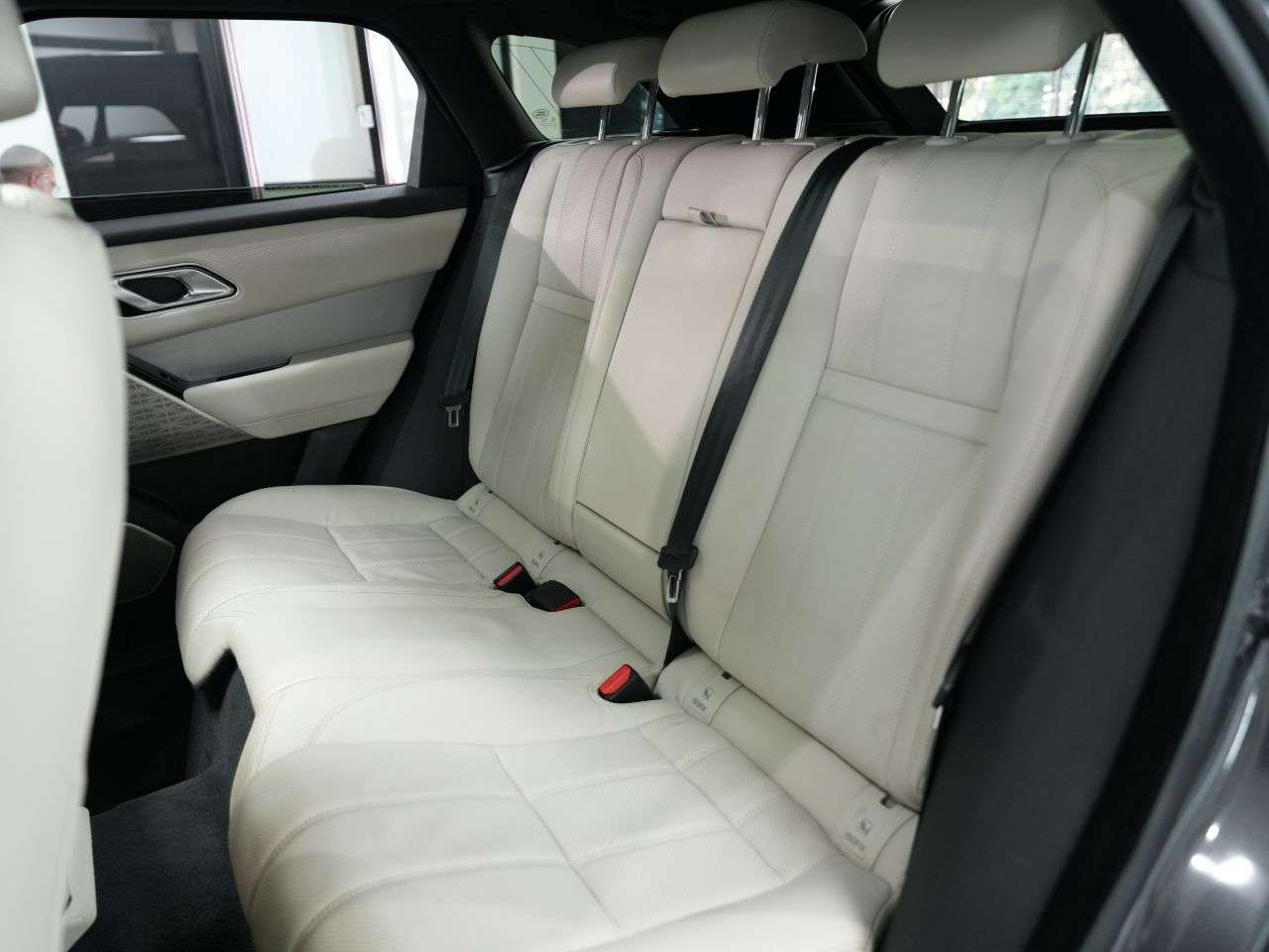 2023 LAND ROVER RANGE ROVER VELAR 2023 LAND ROVER RANGE ROVER VELAR
