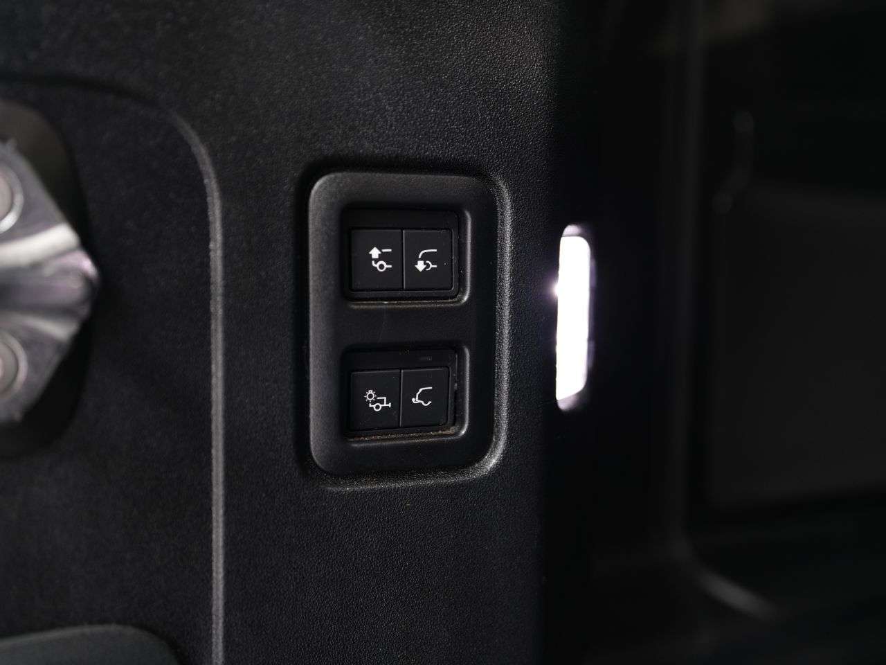 2023 LAND ROVER DEFENDER 110 2023 LAND ROVER DEFENDER 110