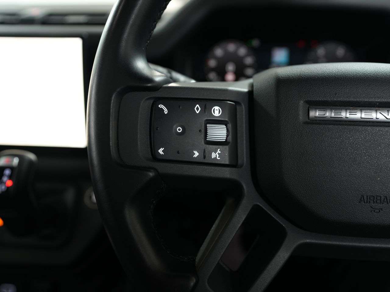 2023 LAND ROVER DEFENDER 110 2023 LAND ROVER DEFENDER 110