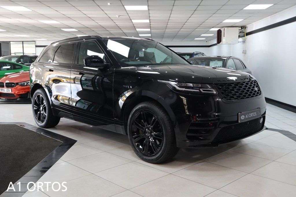 A 2022 LAND ROVER RANGE ROVER VELAR 2.0 D200 MHEV Edition SUV 5dr Diesel Auto 4WD Euro 6 (s/s) (204 ps) 1 OWNER A 2022 LAND ROVER RANGE ROVER VELAR 2.0 D200 MHEV Edition SUV 5dr Diesel Auto 4WD Euro 6 (s/s) (204 ps) 1 OWNER