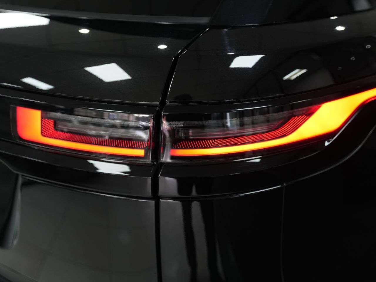 2023 LAND ROVER RANGE ROVER VELAR 2023 LAND ROVER RANGE ROVER VELAR