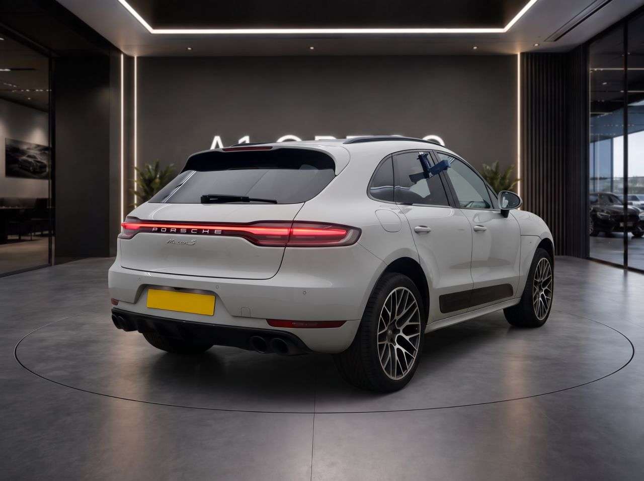 2019 PORSCHE MACAN 2019 PORSCHE MACAN