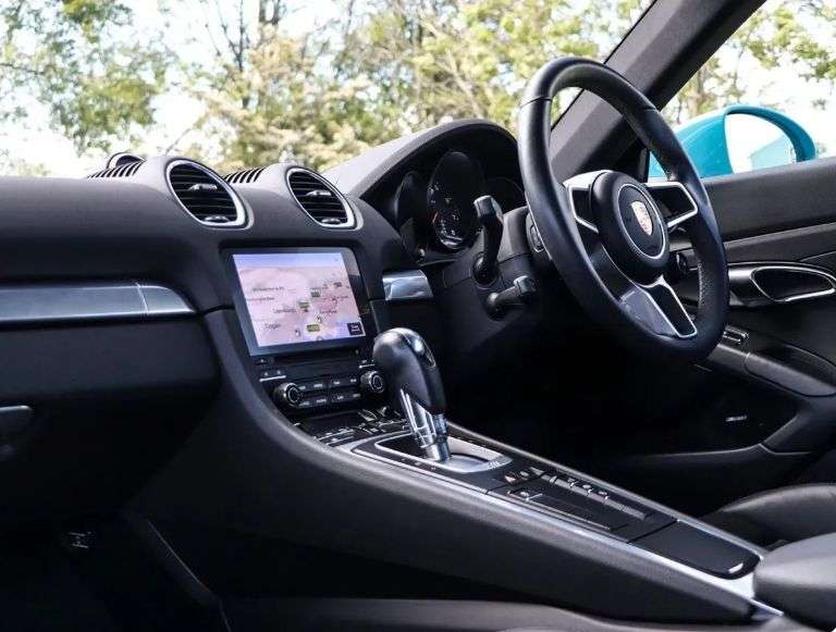 2019 PORSCHE 718 CAYMAN 2019 PORSCHE 718 CAYMAN