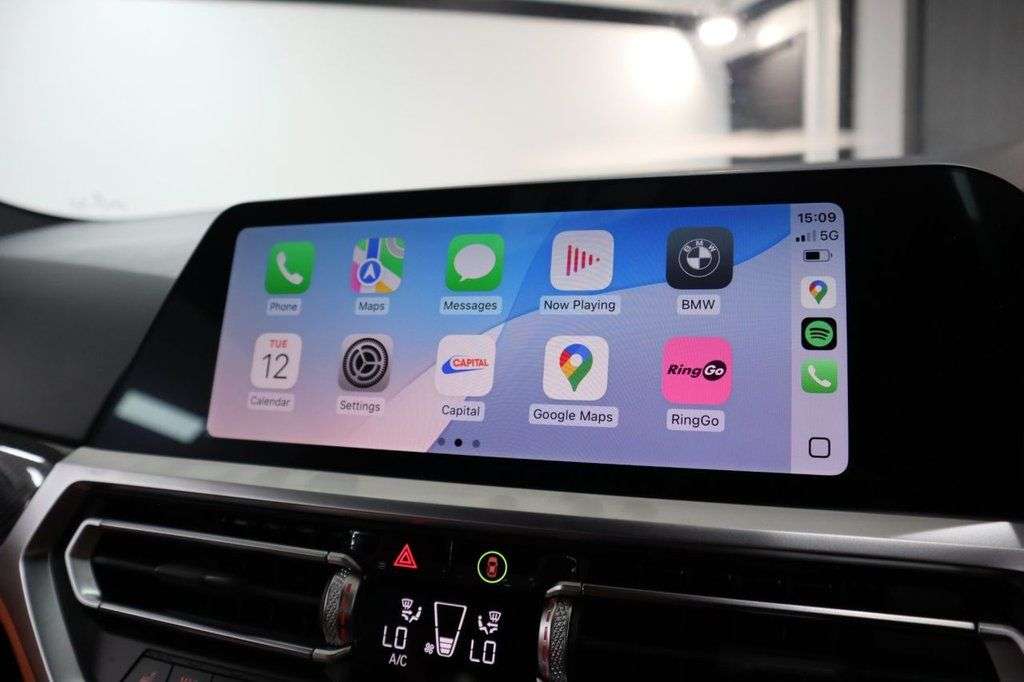 2022 BMW M4 2022 BMW M4
