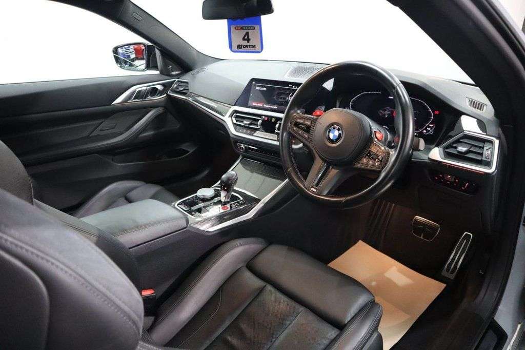 2022 BMW M4 2022 BMW M4