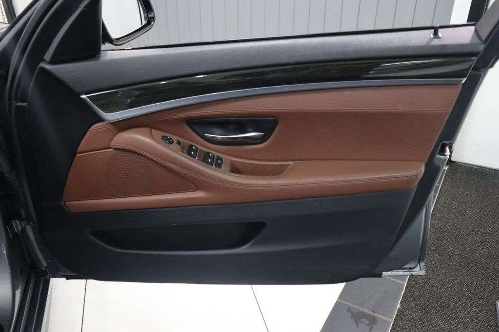 2012 BMW 5 SERIES 2012 BMW 5 SERIES