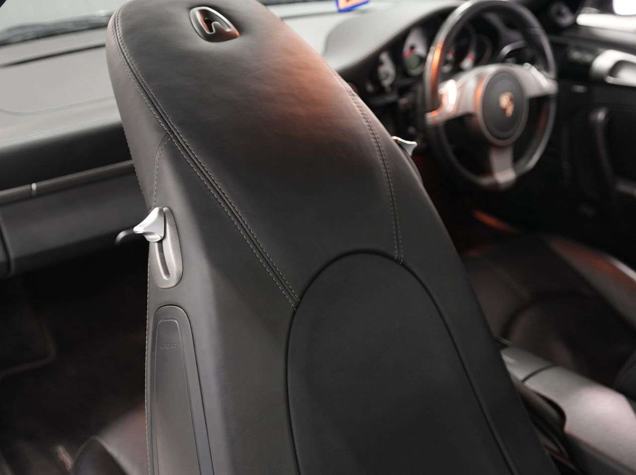 A 2009 PORSCHE 911 3.8 997 Carrera 4S Coupe 2dr Petrol PDK AWD (247 g/km, 385 bhp) BEAUTIFUL 9 A 2009 PORSCHE 911 3.8 997 Carrera 4S Coupe 2dr Petrol PDK AWD (247 g/km, 385 bhp) BEAUTIFUL 9