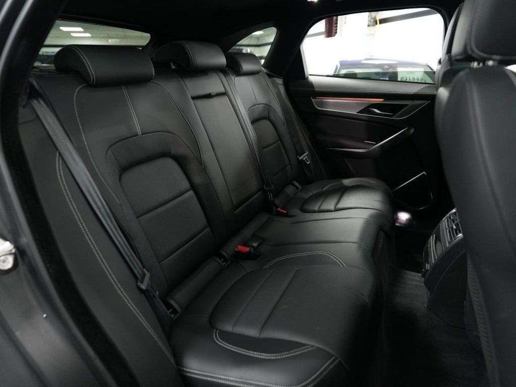2022 JAGUAR F-PACE 2022 JAGUAR F-PACE