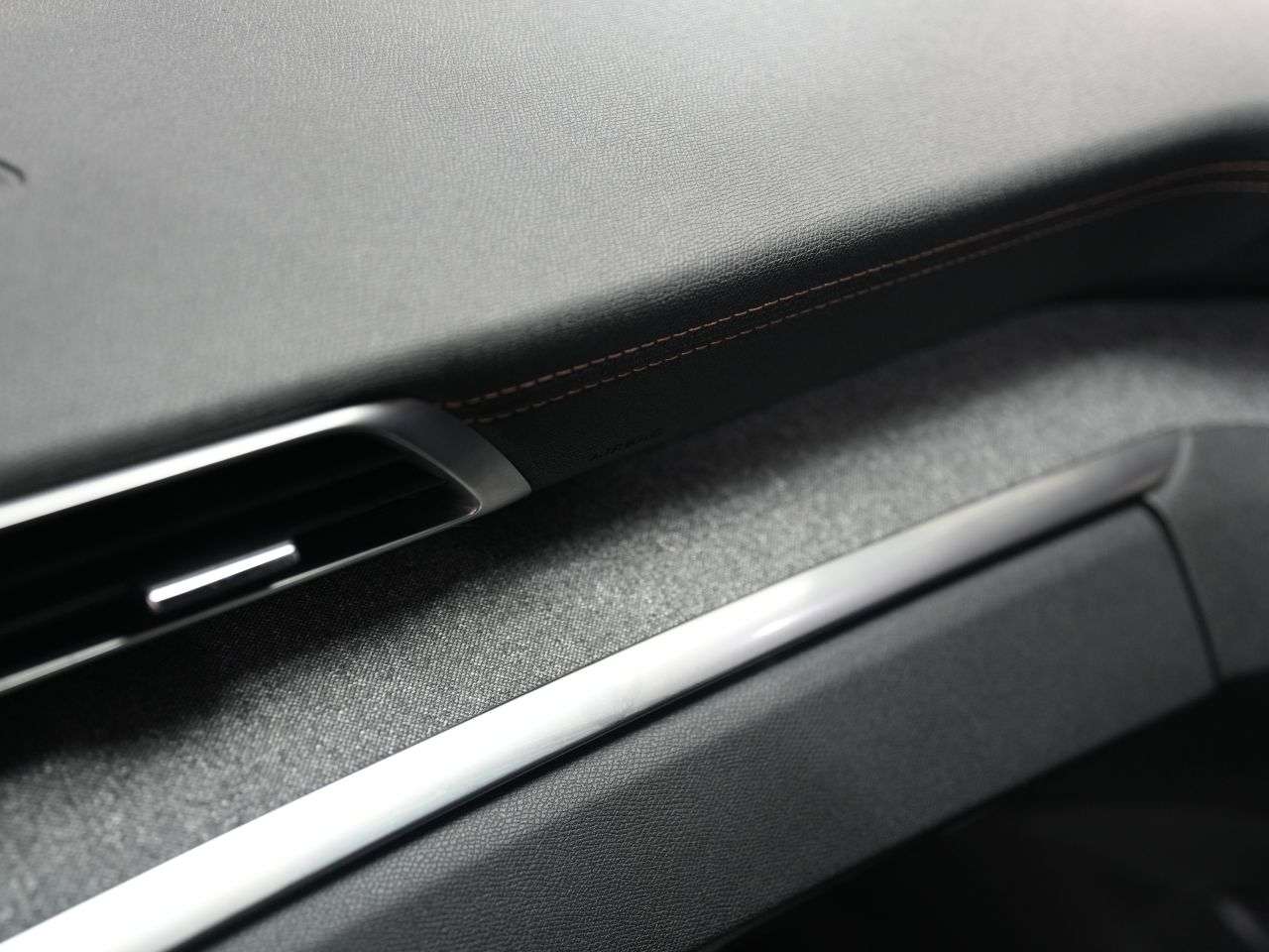 2018 PEUGEOT 3008 2018 PEUGEOT 3008