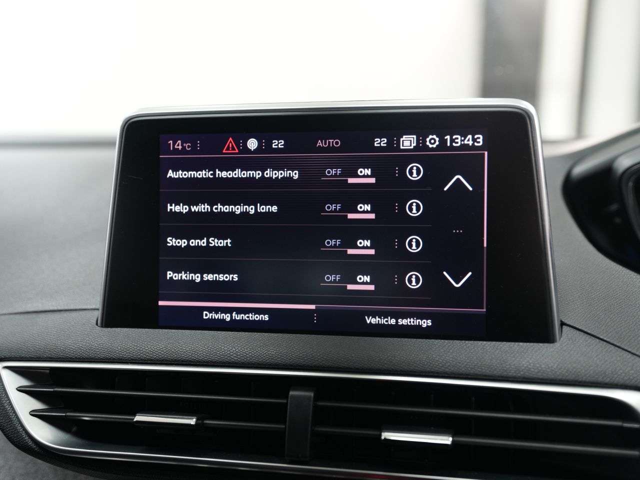 2018 PEUGEOT 3008 2018 PEUGEOT 3008