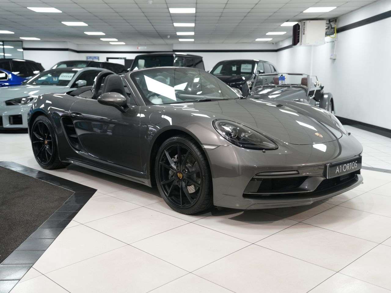 A 2017 PORSCHE 718 BOXSTER 2.0T Convertible 2dr Petrol PDK Euro 6 (s/s) (300 ps) ONE FORMER KEEPER! A 2017 PORSCHE 718 BOXSTER 2.0T Convertible 2dr Petrol PDK Euro 6 (s/s) (300 ps) ONE FORMER KEEPER!