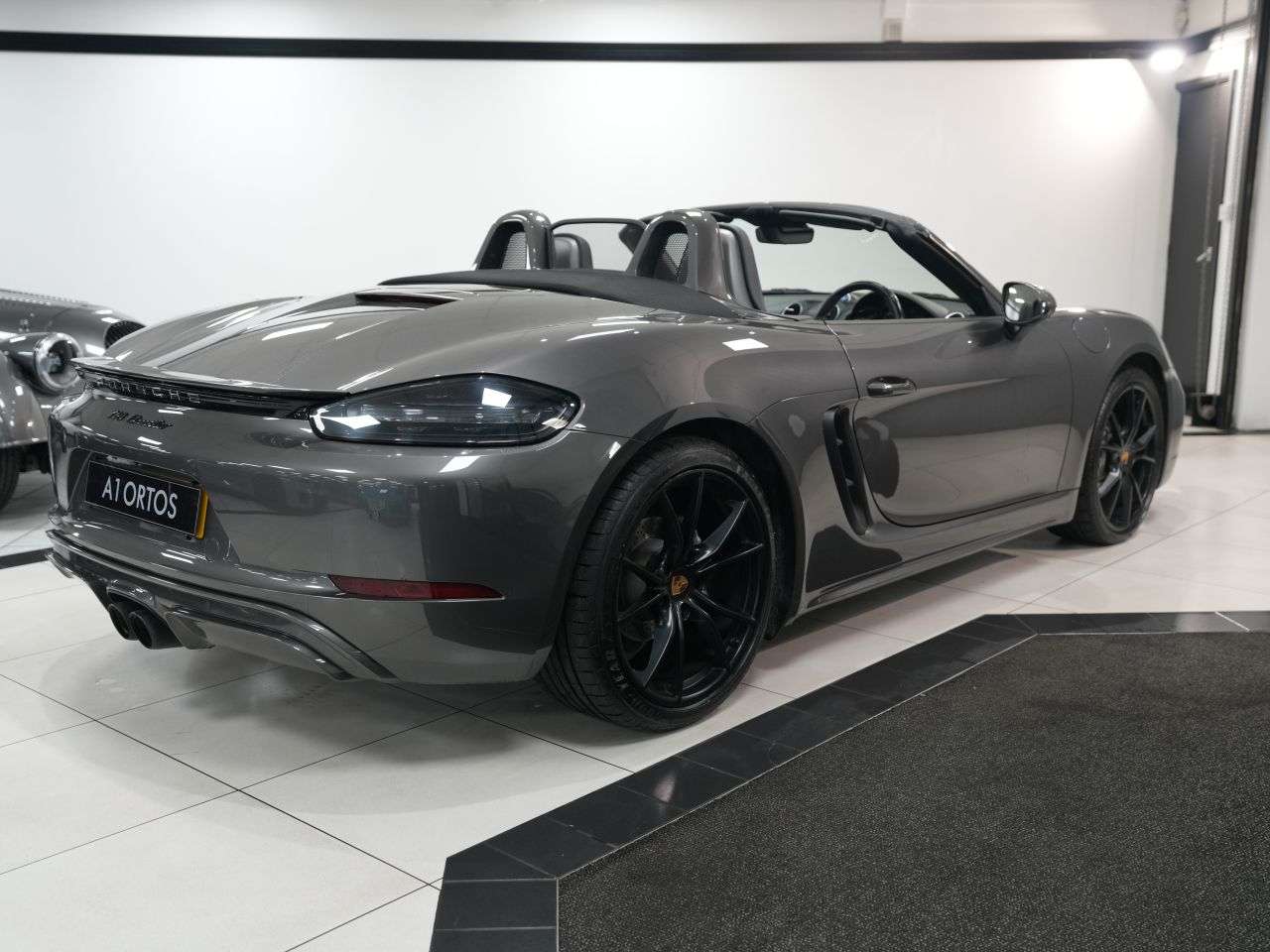 2017 PORSCHE 718 BOXSTER 2017 PORSCHE 718 BOXSTER