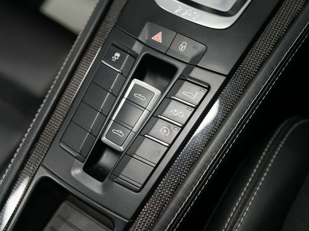2017 PORSCHE 718 BOXSTER 2017 PORSCHE 718 BOXSTER