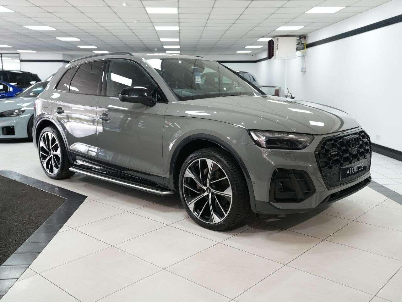A 2022 AUDI Q5 2.0 TFSI 45 Vorsprung SUV 5dr Petrol S Tronic quattro Euro 6 (s/s) (265 ps) A 2022 AUDI Q5 2.0 TFSI 45 Vorsprung SUV 5dr Petrol S Tronic quattro Euro 6 (s/s) (265 ps)