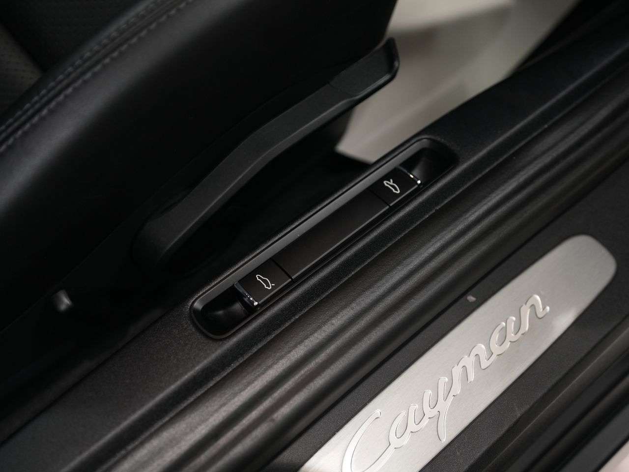 2018 PORSCHE 718 CAYMAN 2018 PORSCHE 718 CAYMAN