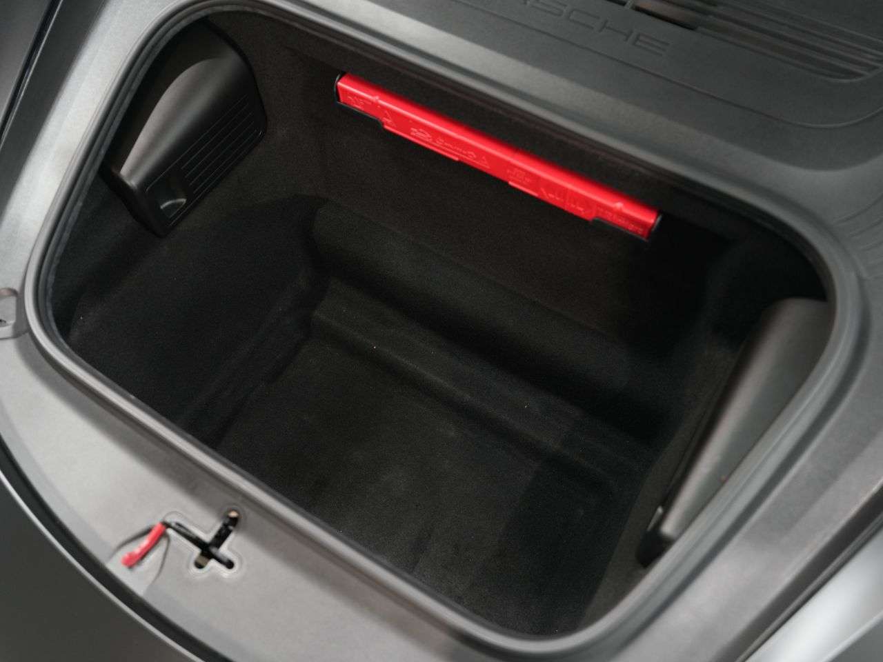 2018 PORSCHE 718 CAYMAN 2018 PORSCHE 718 CAYMAN