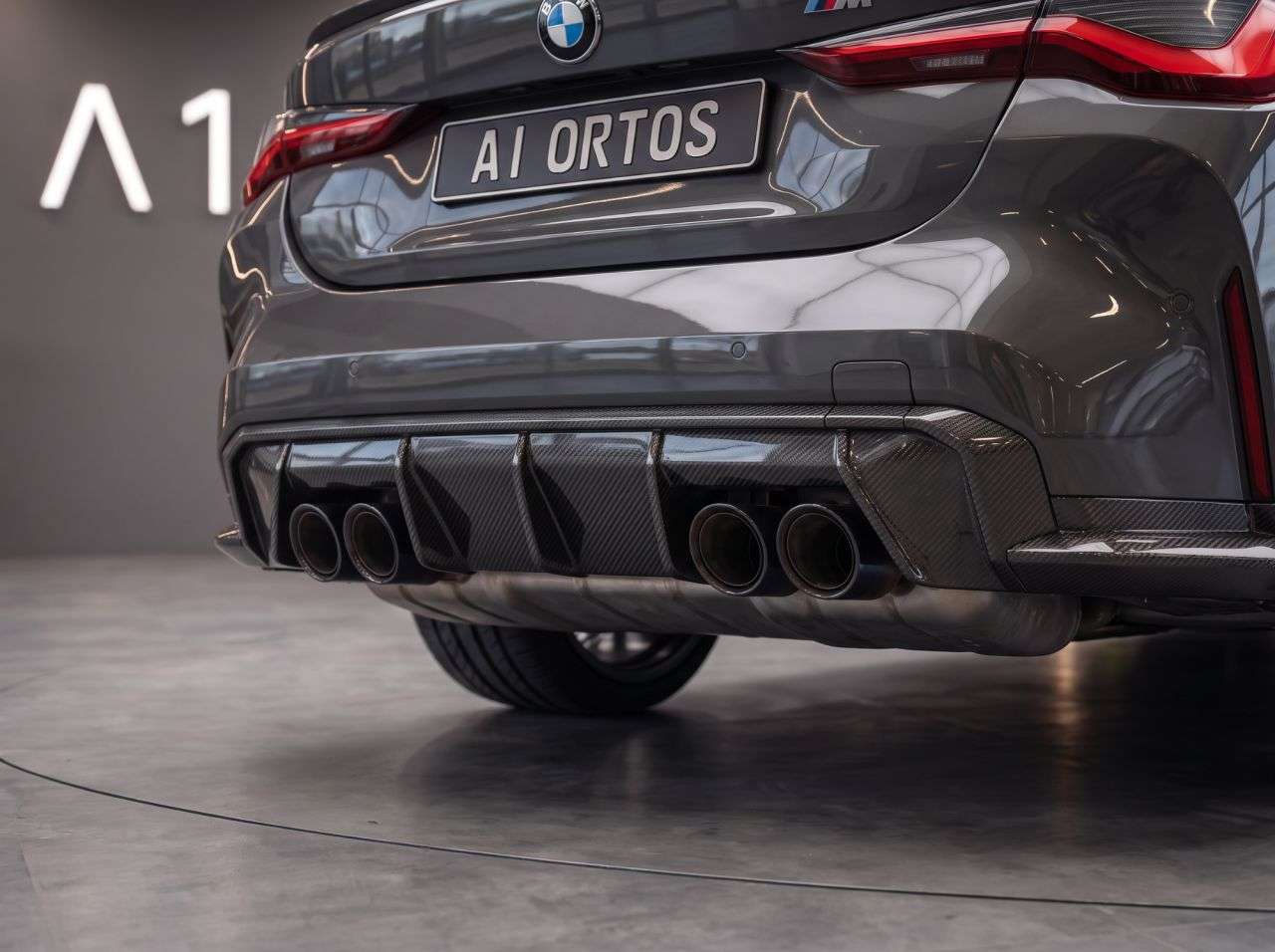 2023 BMW M4 2023 BMW M4