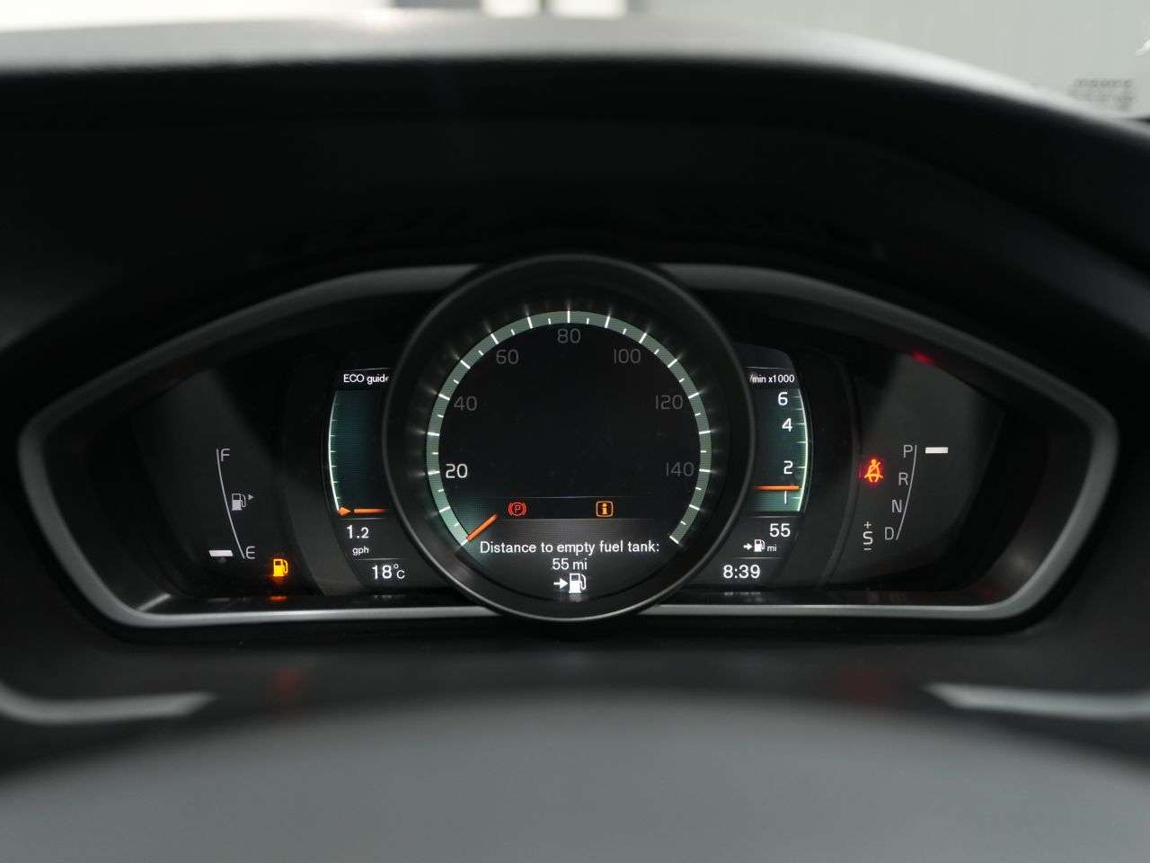 2019 VOLVO V40 2019 VOLVO V40