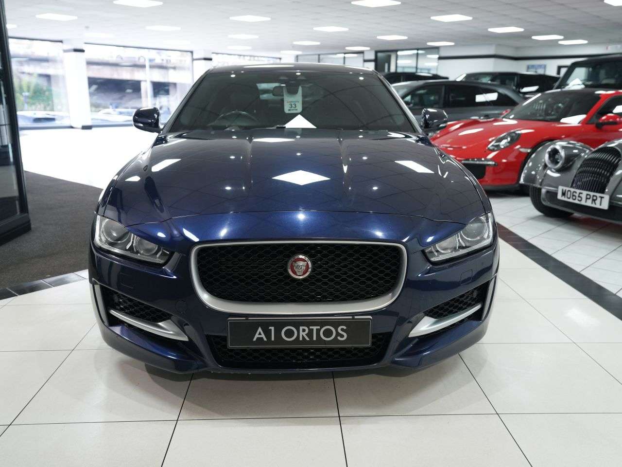 A 2016 JAGUAR XE 2.0d R-Sport Saloon 4dr Diesel Auto Euro 6 (s/s) (180 ps) GENUINE PX BARGAI A 2016 JAGUAR XE 2.0d R-Sport Saloon 4dr Diesel Auto Euro 6 (s/s) (180 ps) GENUINE PX BARGAI