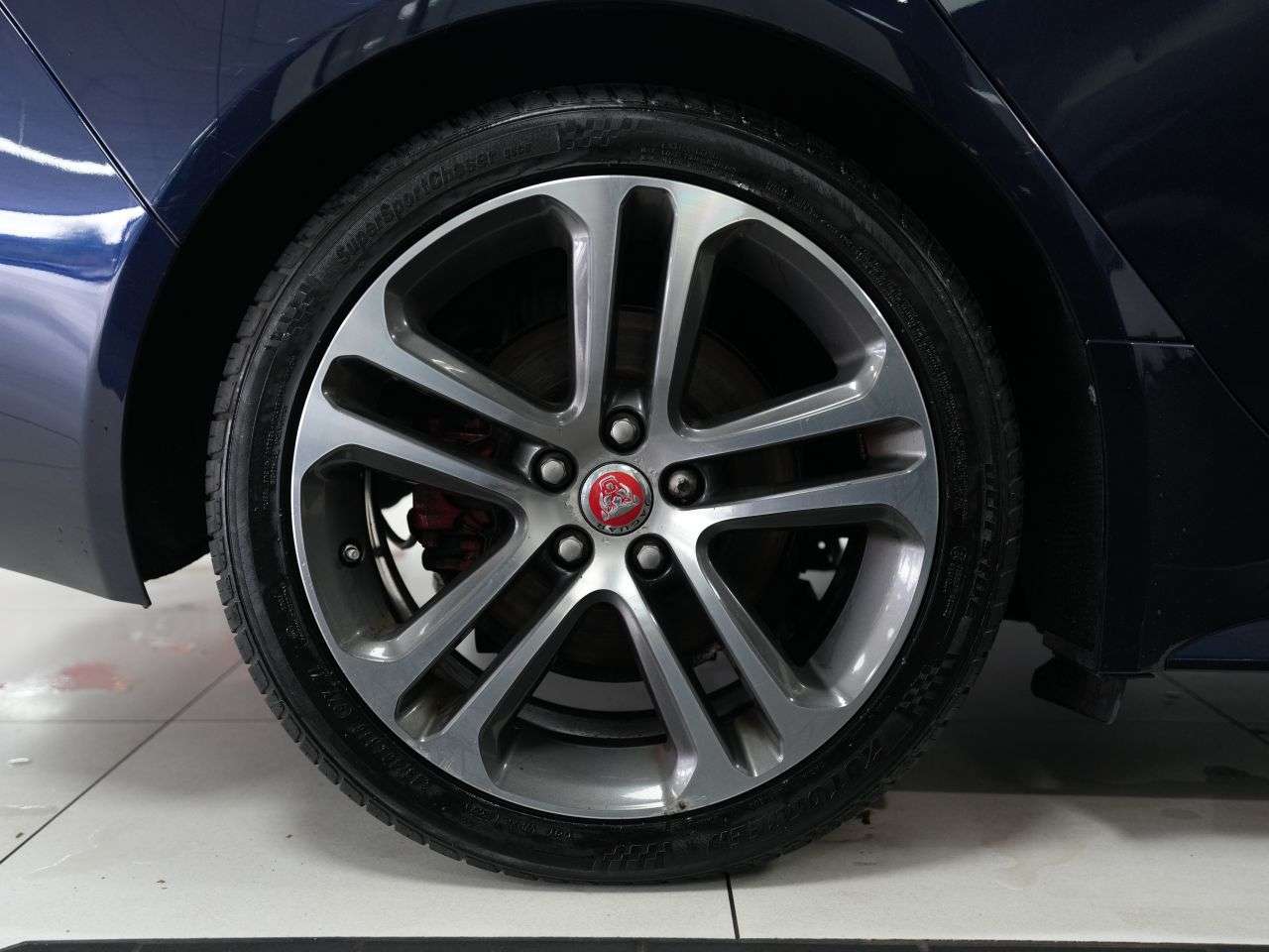 2016 JAGUAR XE 2016 JAGUAR XE