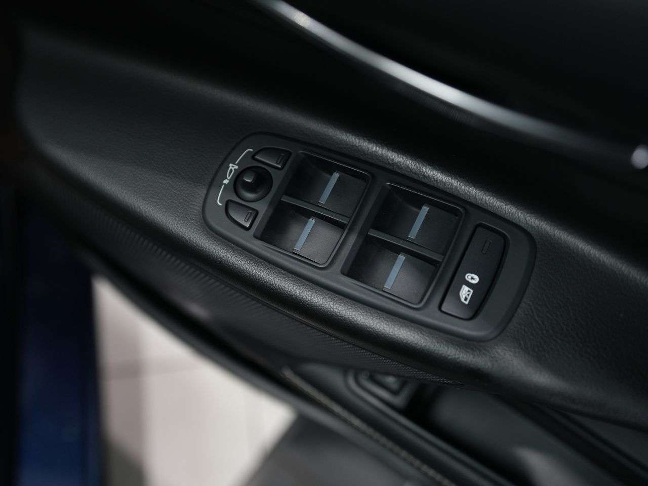 2016 JAGUAR XE 2016 JAGUAR XE