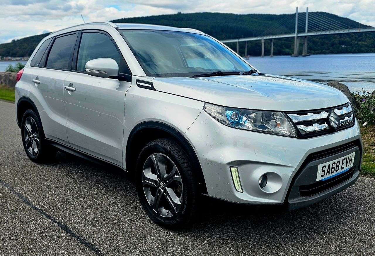 A 2018 SUZUKI VITARA 1.6 SZ5 SUV 5dr Petrol Manual Euro 6 (s/s) (120 ps) A 2018 SUZUKI VITARA 1.6 SZ5 SUV 5dr Petrol Manual Euro 6 (s/s) (120 ps)
