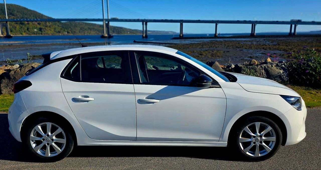 A 2022 VAUXHALL CORSA 1.2 SE Edition Hatchback 5dr Petrol Manual Euro 6 (75 ps) A 2022 VAUXHALL CORSA 1.2 SE Edition Hatchback 5dr Petrol Manual Euro 6 (75 ps)
