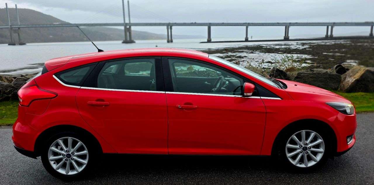 A 2017 FORD FOCUS 1.5 TDCi Titanium Hatchback 5dr Diesel Manual Euro 6 (s/s) (120 ps) A 2017 FORD FOCUS 1.5 TDCi Titanium Hatchback 5dr Diesel Manual Euro 6 (s/s) (120 ps)