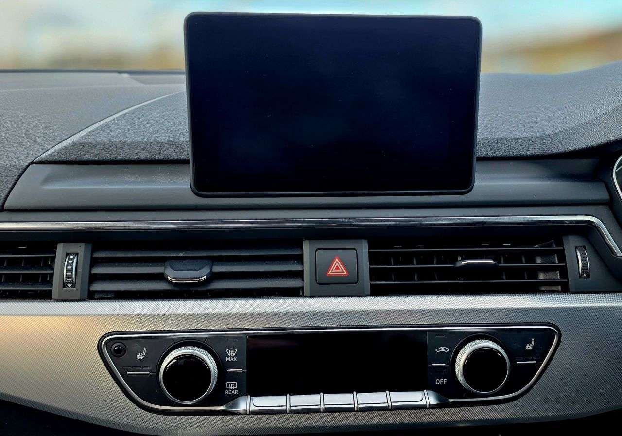 2018 AUDI A4 AVANT 2018 AUDI A4 AVANT