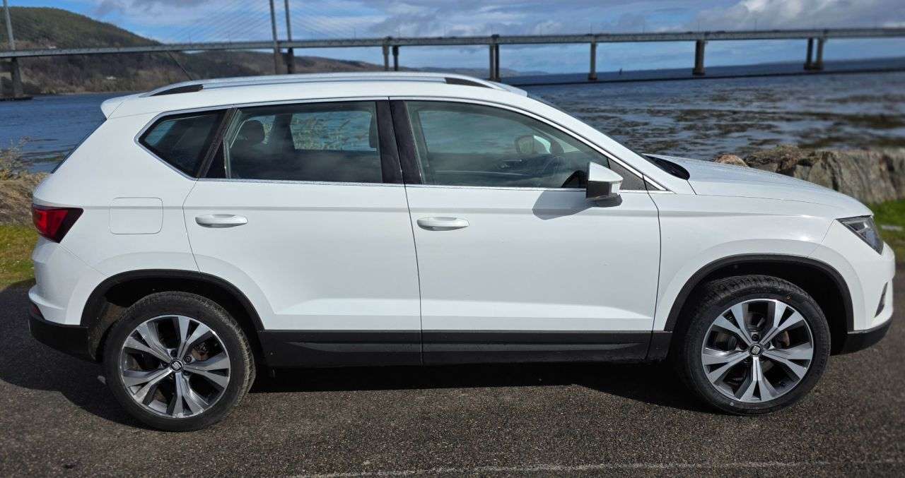 A 2017 SEAT ATECA 1.6 TDI Ecomotive SE Technology SUV 5dr Diesel Manual Euro 6 (s/s) (115 ps) A 2017 SEAT ATECA 1.6 TDI Ecomotive SE Technology SUV 5dr Diesel Manual Euro 6 (s/s) (115 ps)