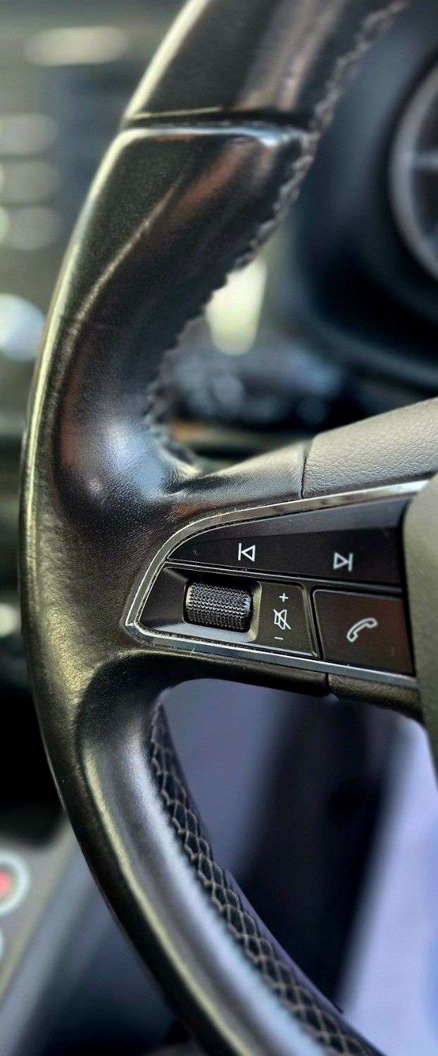 2017 SEAT ATECA 2017 SEAT ATECA