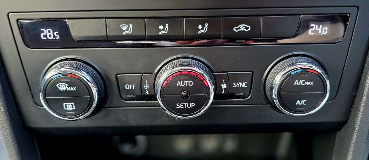 2017 SEAT ATECA 2017 SEAT ATECA