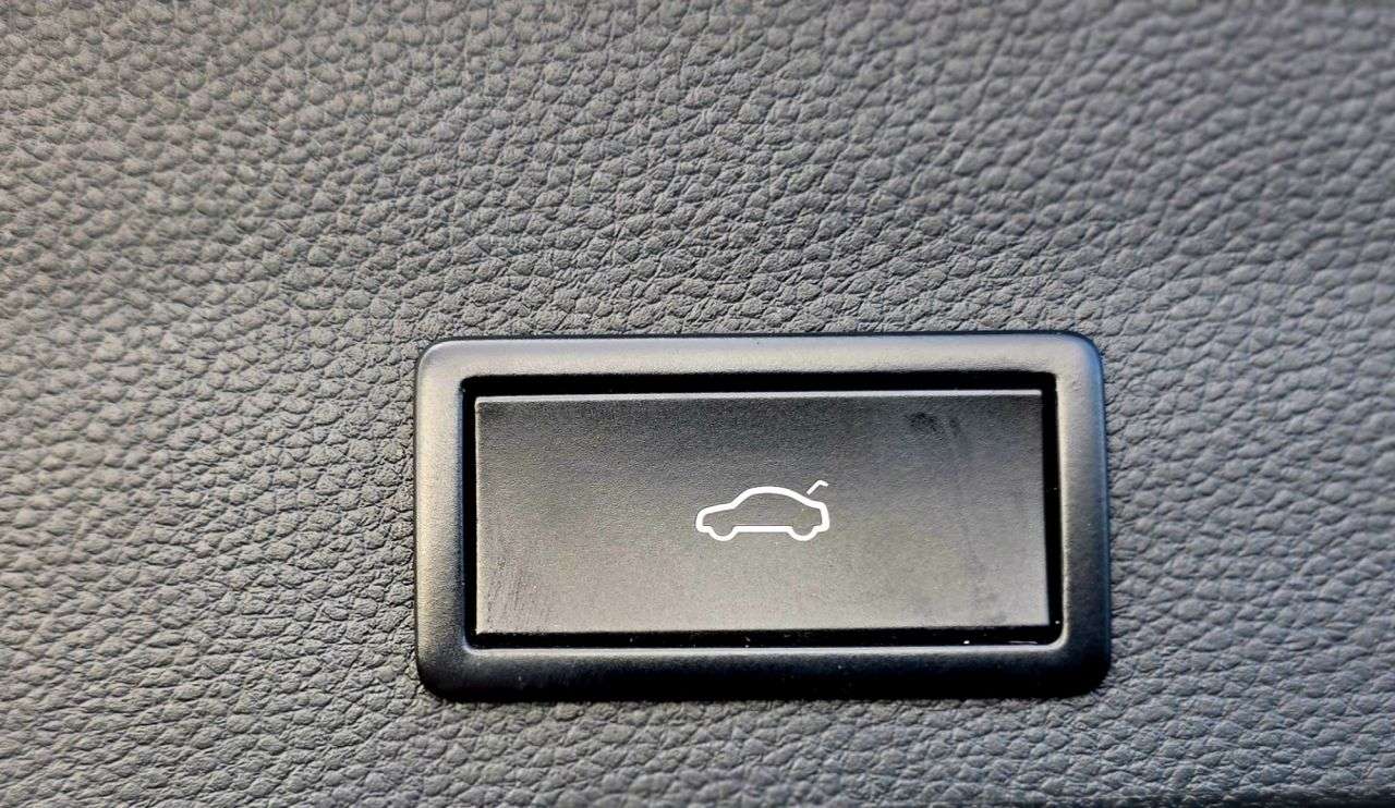 2017 SEAT ATECA 2017 SEAT ATECA