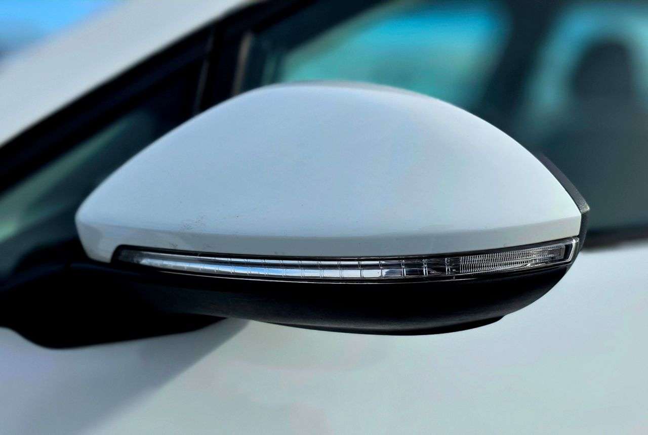 2017 VOLKSWAGEN GOLF 2017 VOLKSWAGEN GOLF