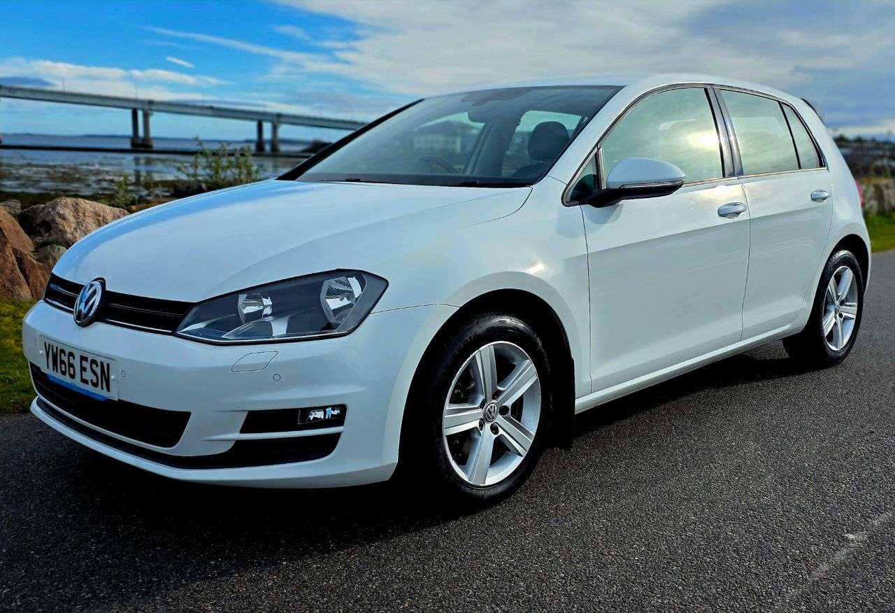 2017 VOLKSWAGEN GOLF 2017 VOLKSWAGEN GOLF