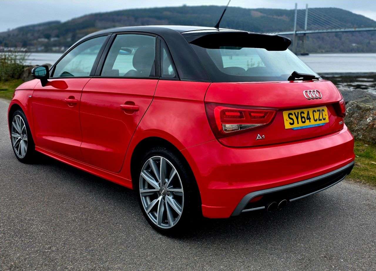 2015 AUDI A1 2015 AUDI A1