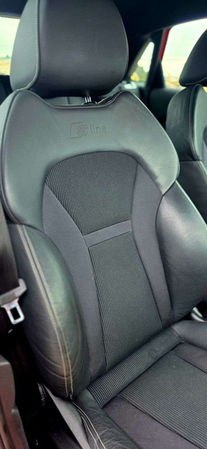 2015 AUDI A1 2015 AUDI A1