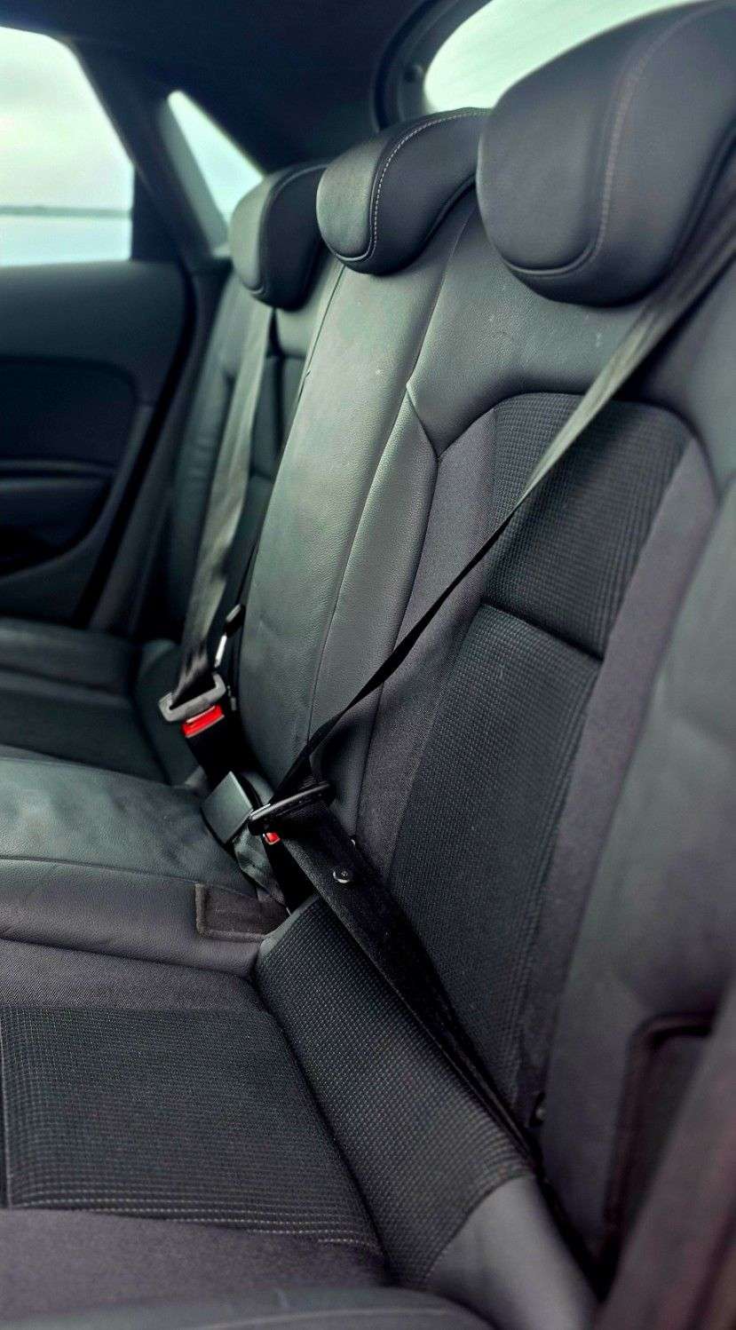 2015 AUDI A1 2015 AUDI A1