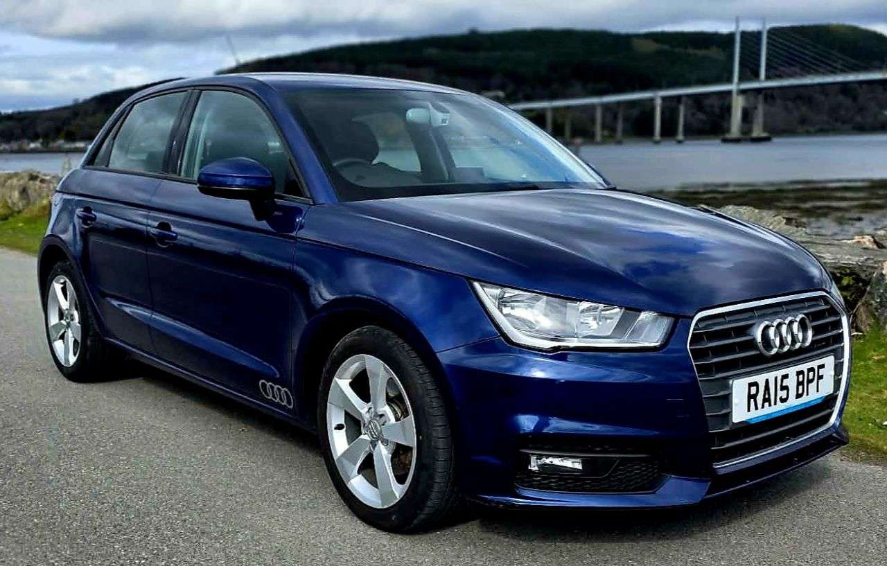 A 2015 AUDI A1 1.6 TDI Sport Sportback 5dr Diesel Manual Euro 6 (s/s) (116 ps) A 2015 AUDI A1 1.6 TDI Sport Sportback 5dr Diesel Manual Euro 6 (s/s) (116 ps)