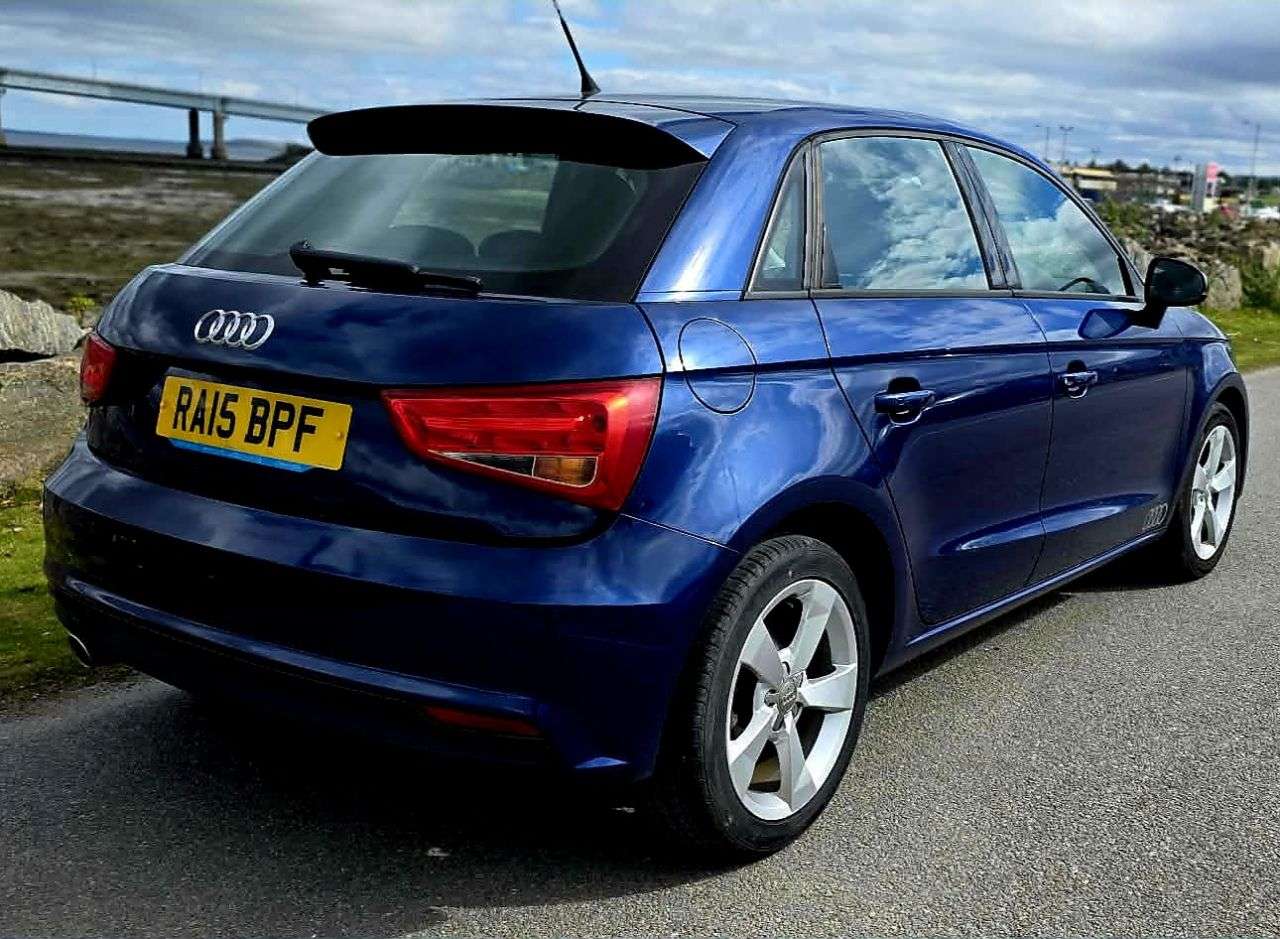 2015 AUDI A1 2015 AUDI A1