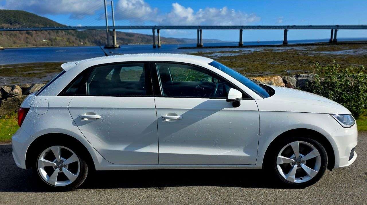 A 2016 AUDI A1 1.4 TFSI Sport Sportback 5dr Petrol Manual Euro 6 (s/s) (125 ps) A 2016 AUDI A1 1.4 TFSI Sport Sportback 5dr Petrol Manual Euro 6 (s/s) (125 ps)