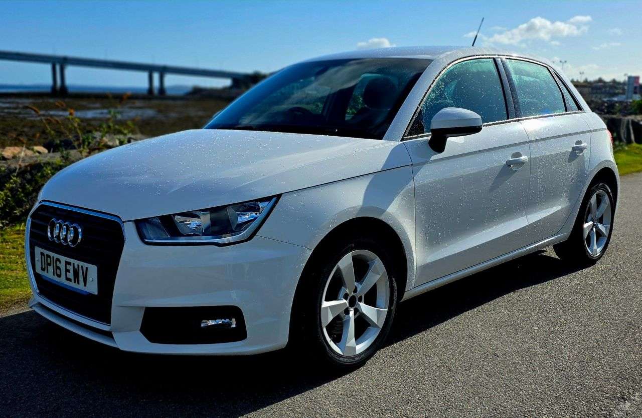 2016 AUDI A1 2016 AUDI A1