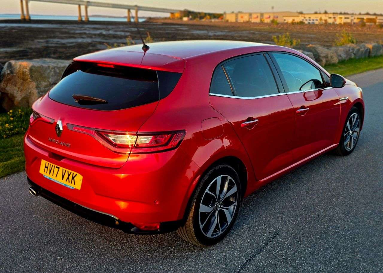 A 2017 RENAULT MEGANE 1.5 dCi Dynamique S Nav Hatchback 5dr Diesel Manual Euro 6 (s/s) (110 ps) A 2017 RENAULT MEGANE 1.5 dCi Dynamique S Nav Hatchback 5dr Diesel Manual Euro 6 (s/s) (110 ps)