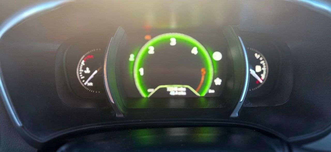 2017 RENAULT MEGANE 2017 RENAULT MEGANE