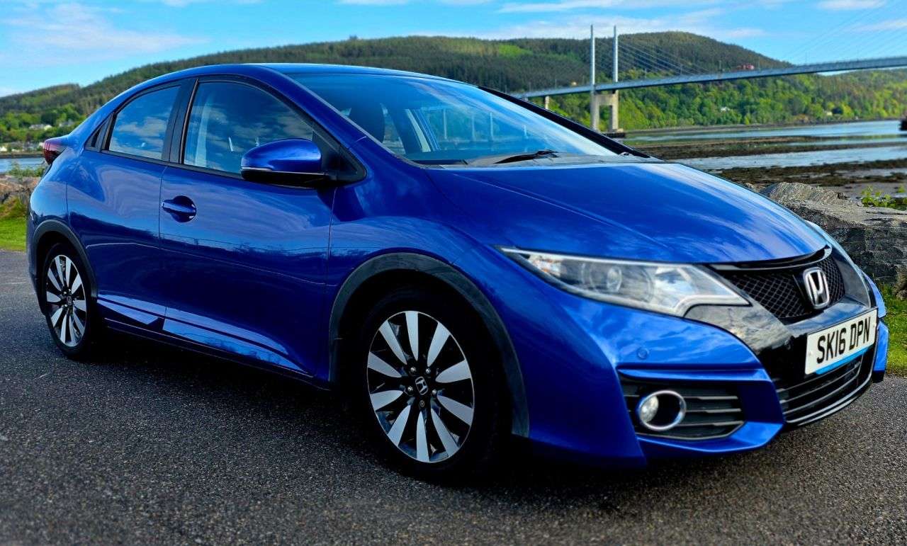 A 2016 HONDA CIVIC 1.8 i-VTEC SE Plus Hatchback 5dr Petrol Manual Euro 6 (s/s) (142 ps) A 2016 HONDA CIVIC 1.8 i-VTEC SE Plus Hatchback 5dr Petrol Manual Euro 6 (s/s) (142 ps)
