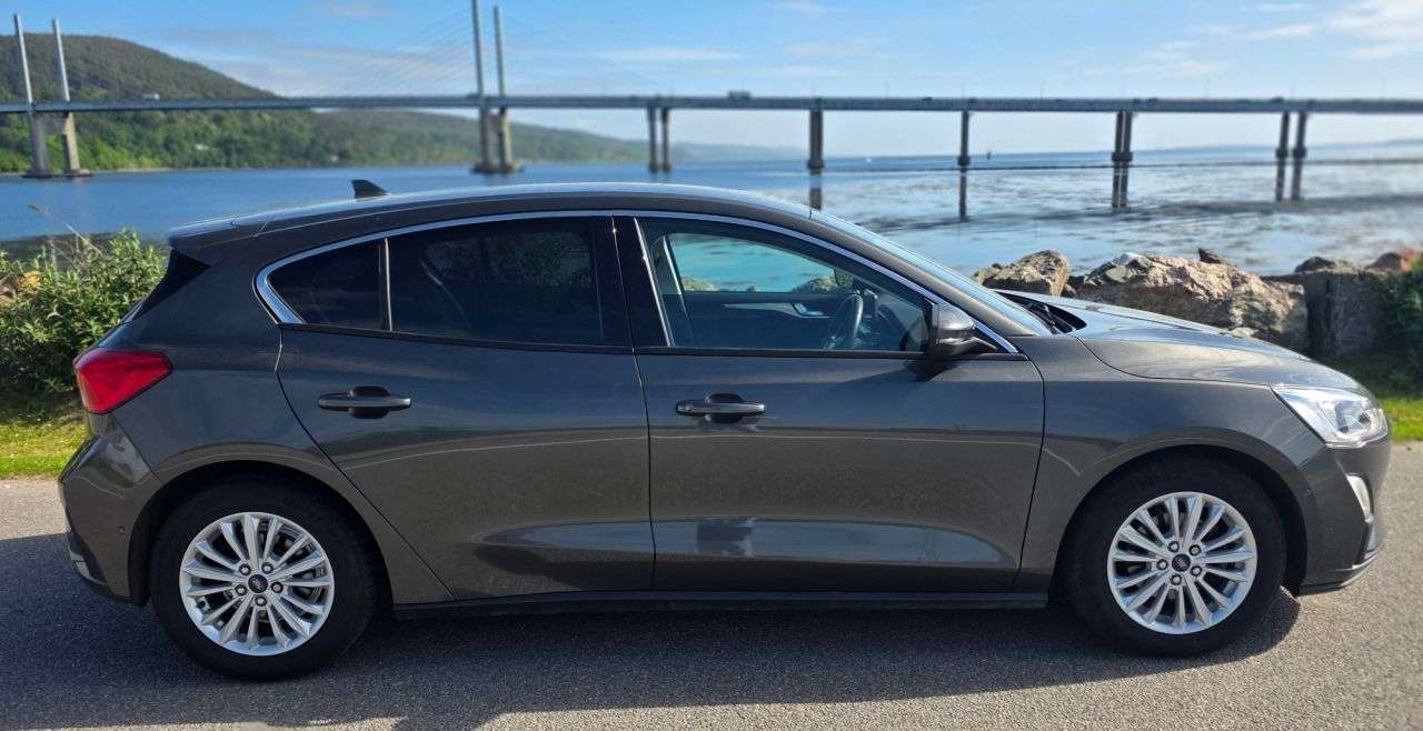 A 2019 FORD FOCUS 1.5 EcoBlue Titanium Hatchback 5dr Diesel Manual Euro 6 (s/s) (120 ps) A 2019 FORD FOCUS 1.5 EcoBlue Titanium Hatchback 5dr Diesel Manual Euro 6 (s/s) (120 ps)