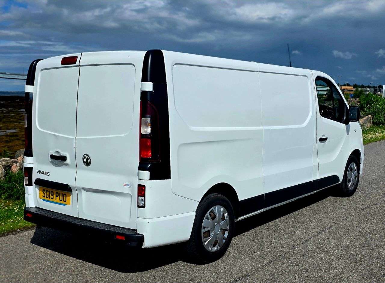 A 2019 VAUXHALL VIVARO 1.6 CDTi 2900 Sportive Panel Van 5dr Diesel Manual L2 H1 Euro 6 (120 ps) 1 A 2019 VAUXHALL VIVARO 1.6 CDTi 2900 Sportive Panel Van 5dr Diesel Manual L2 H1 Euro 6 (120 ps) 1